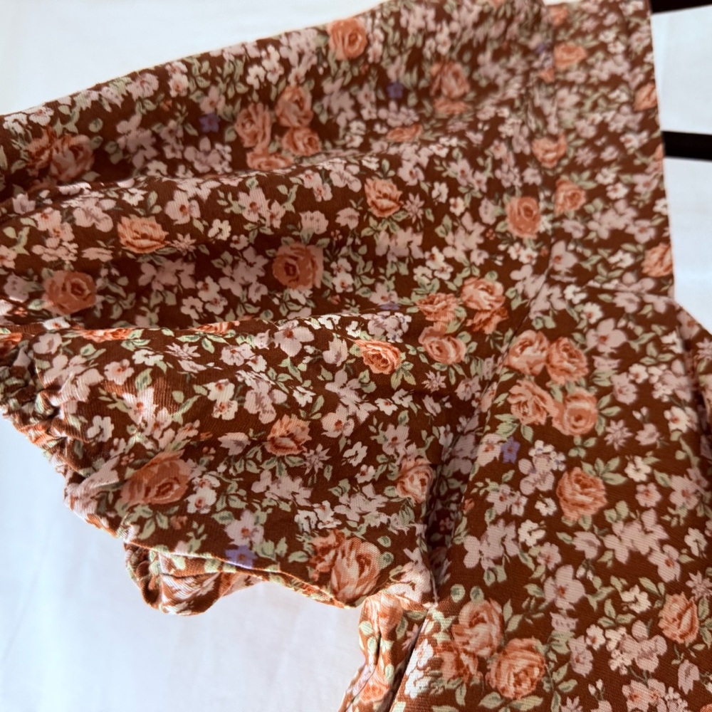 Astr Floral Puff Sleeve Maxi Dress - Pink and Brown Sz L Front Cutout Coquette - Picture 7 of 15